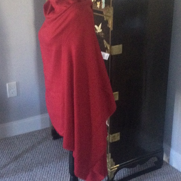 Chico red 5 way full wrap scarf - Picture 2 of 4